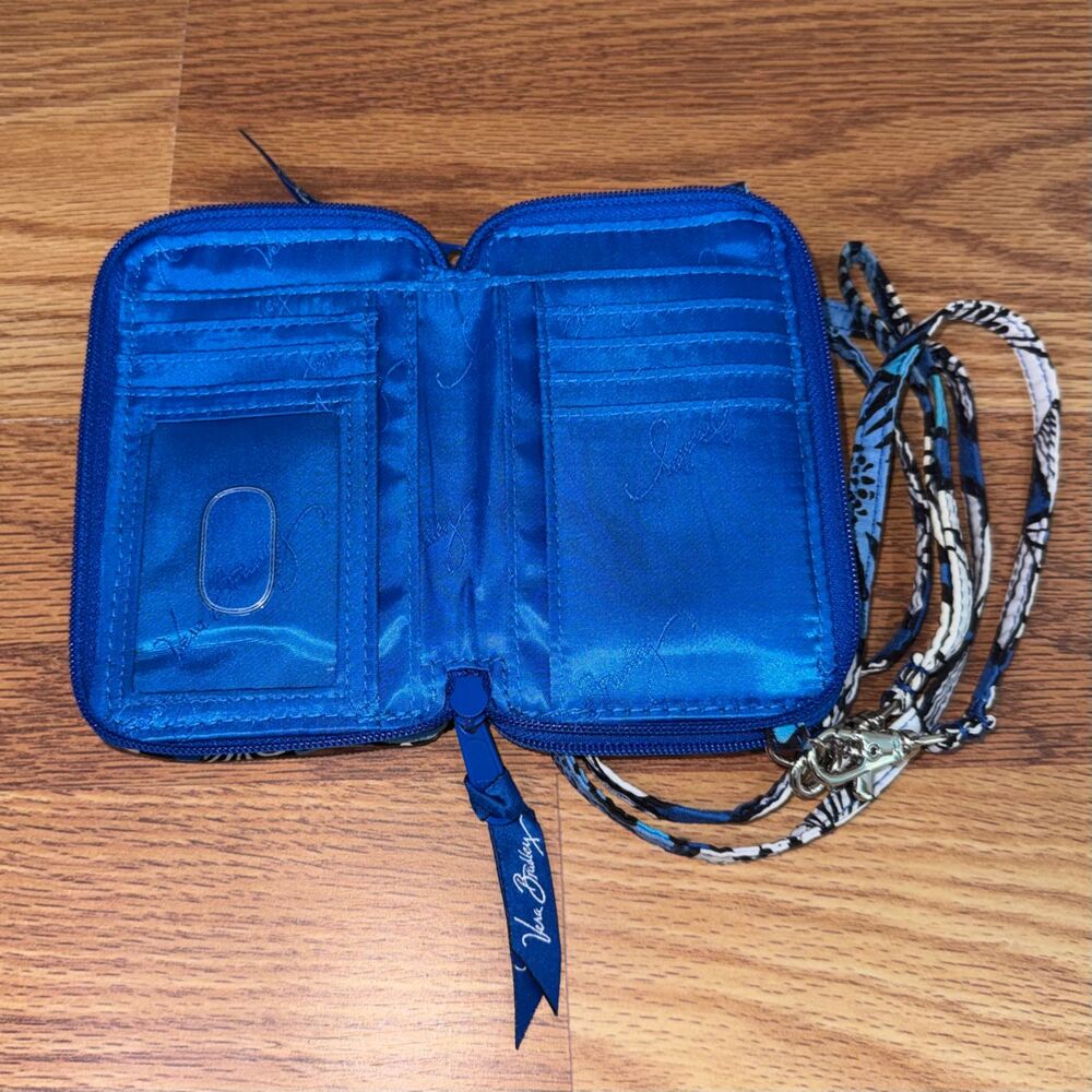 Vera Bradley Blue Bayou Quilted Crossbody Wallet Purse Blue Floral Retired Print - Picture 5 of 10